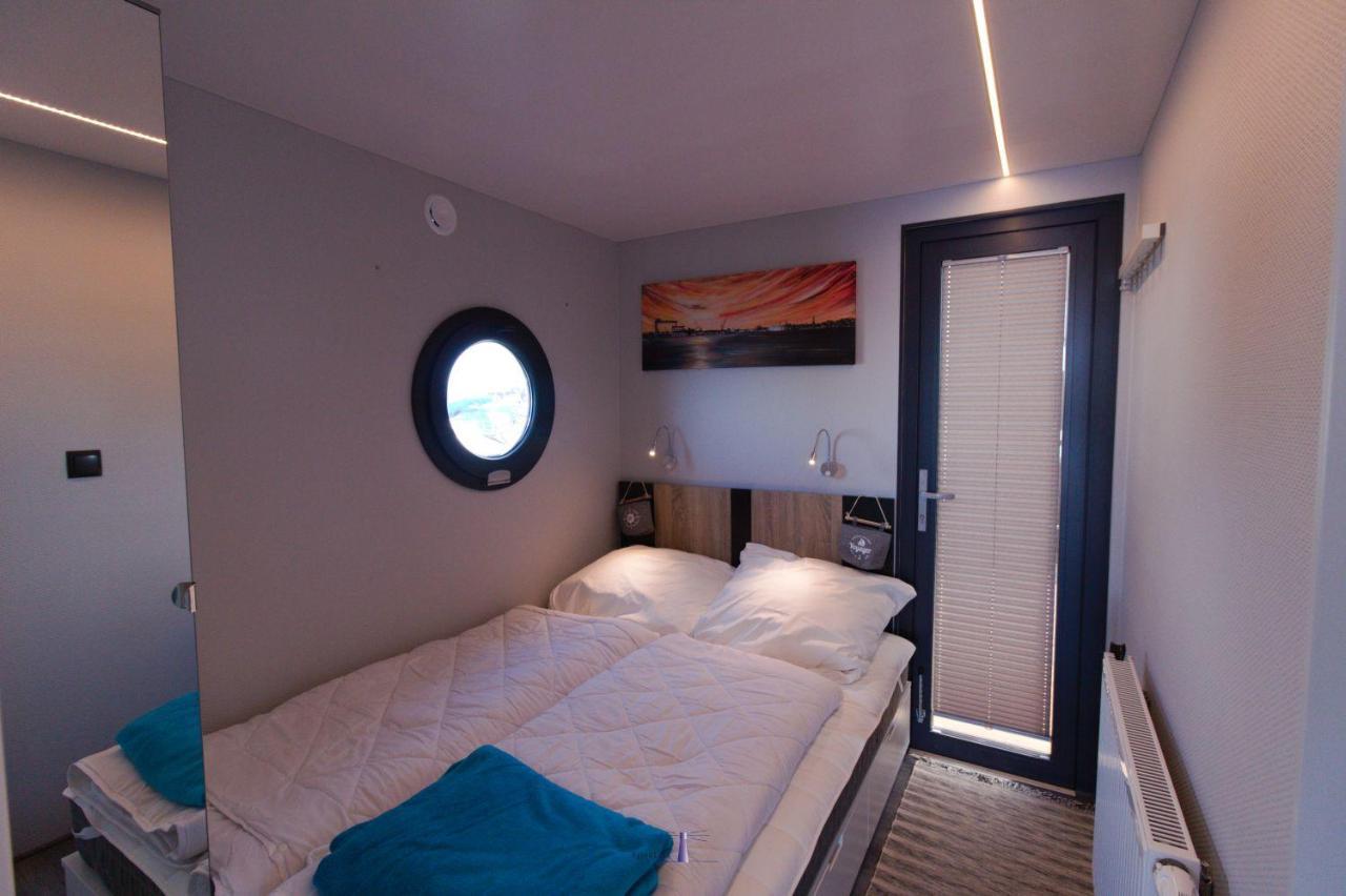 Hausboot Fjord Lacerta Mit Dachterrasse In Wendtorf 외부 사진